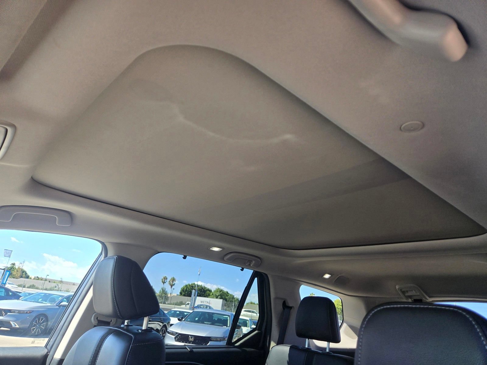 Certified 2025 Honda Pilot Touring image 15