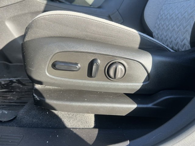 Used 2023 Chevrolet Equinox LT image 11