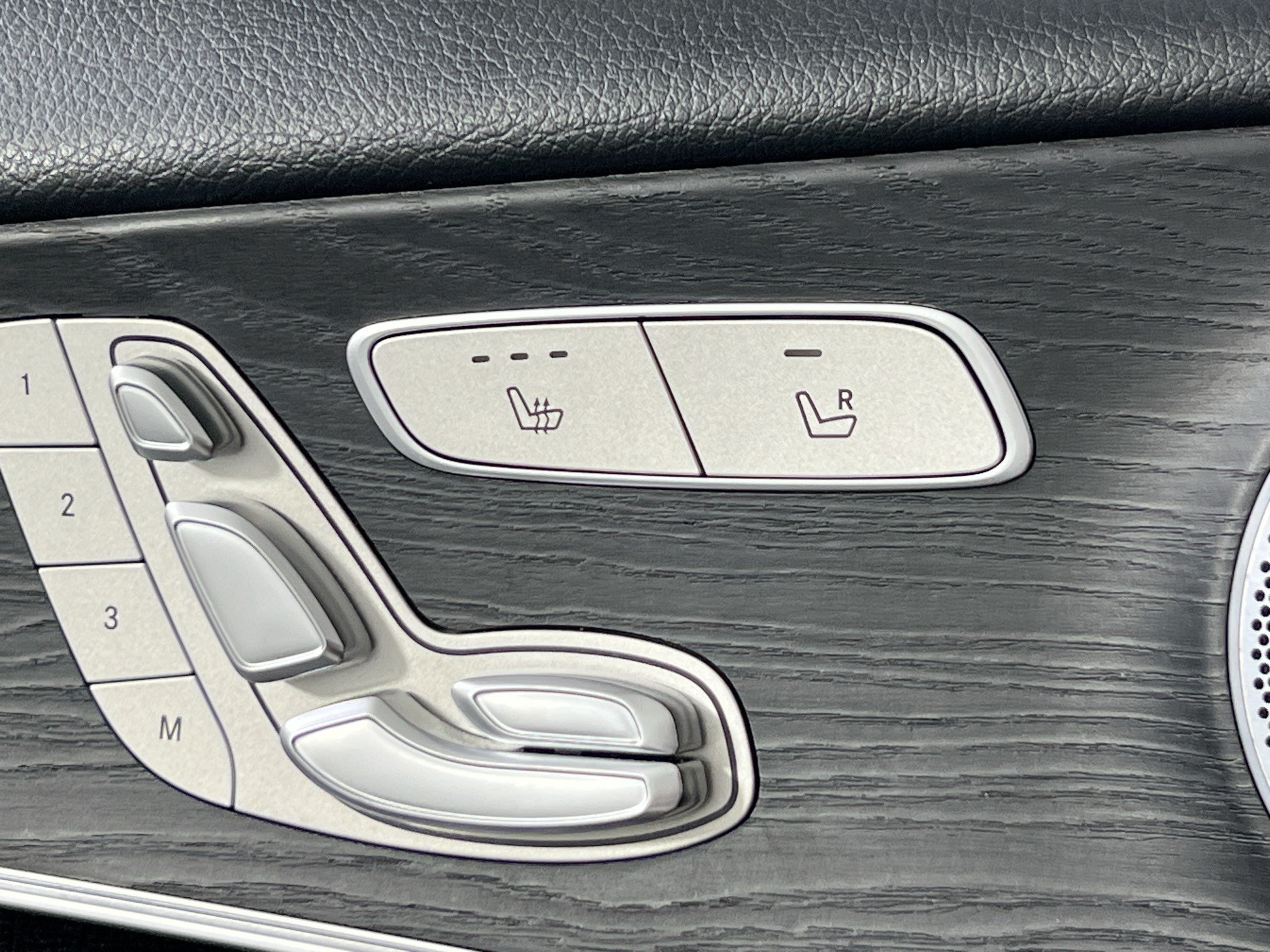 Used 2019 Mercedes-Benz E 300 4MATIC image 21