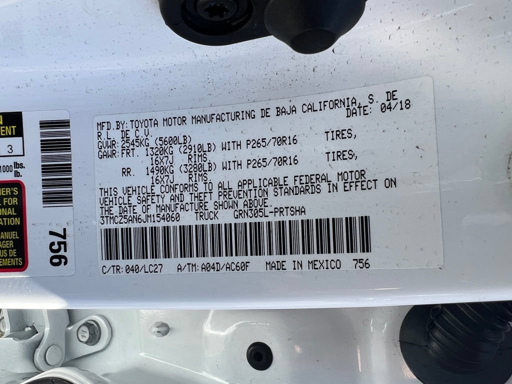 Certified 2018 Toyota Tacoma TRD Off-Road AWD/4WD image 43