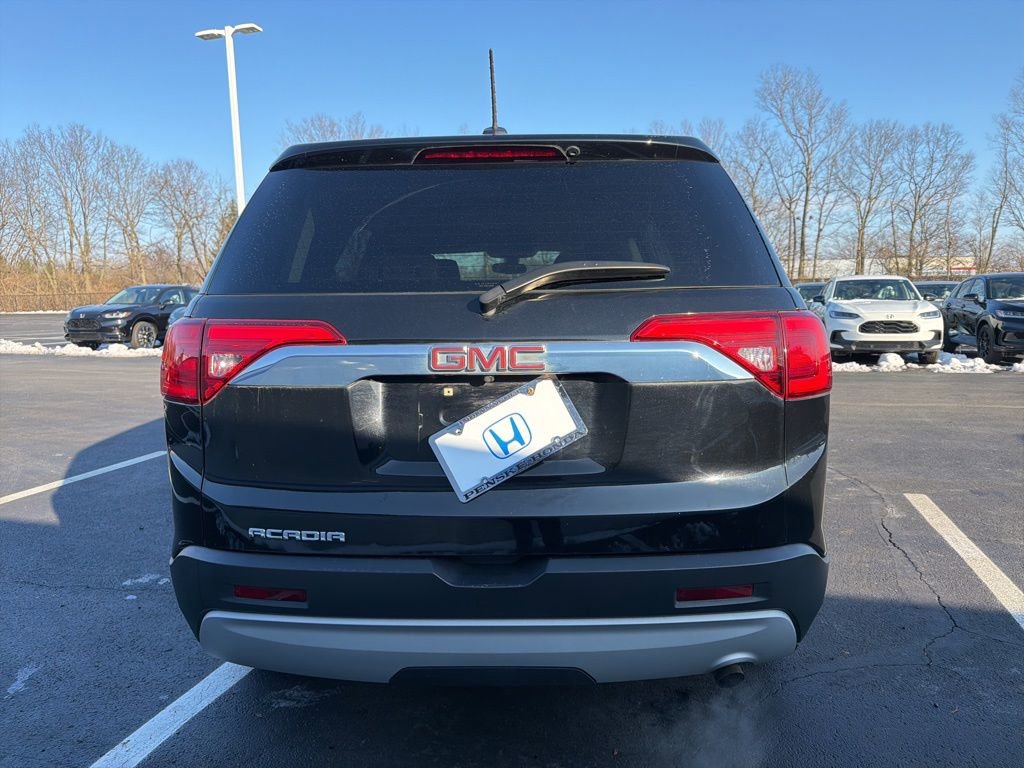 Used 2018 GMC Acadia SLE image 4