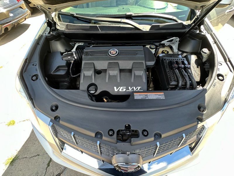 Used 2012 Cadillac SRX Luxury FWD image 29
