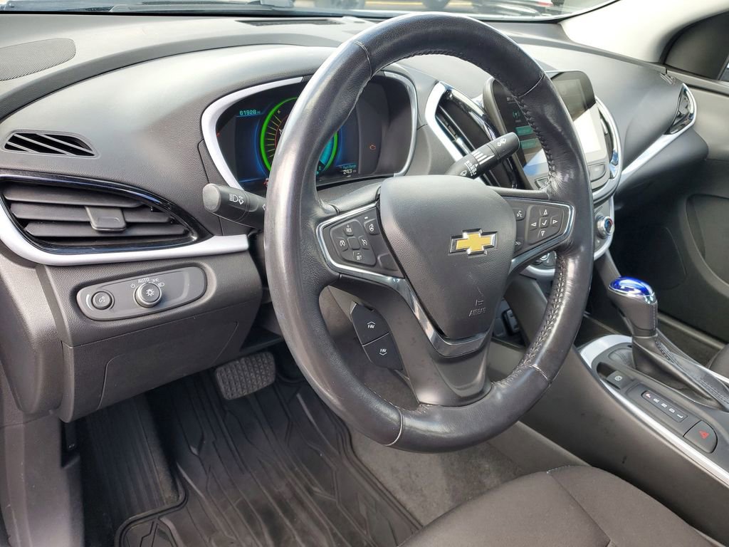 Used 2018 Chevrolet Volt LT w/ Comfort Package image 6