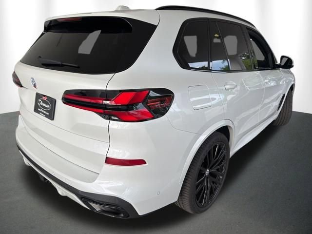 Used 2024 BMW X5 sDrive40i w/ M Sport Package RWD image 4