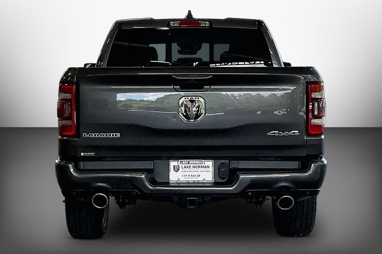 Used 2024 RAM 1500 Laramie AWD/4WD image 7
