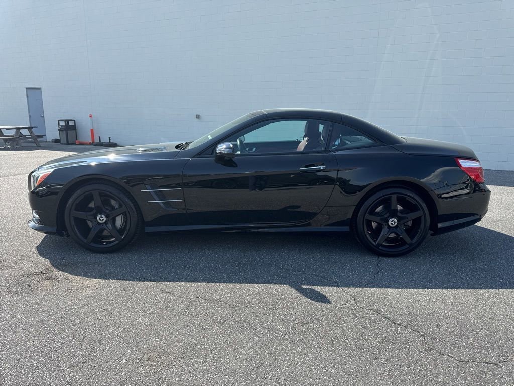 Used 2013 Mercedes-Benz SL 550 image 4