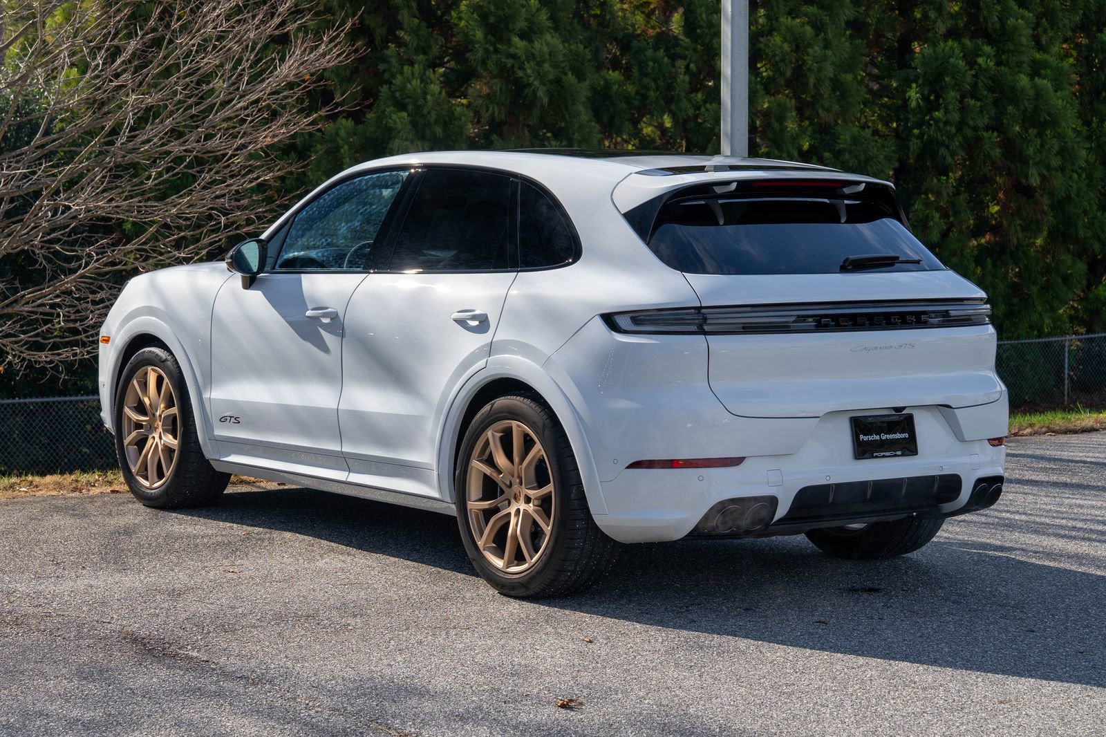 Certified 2025 Porsche Cayenne GTS image 3