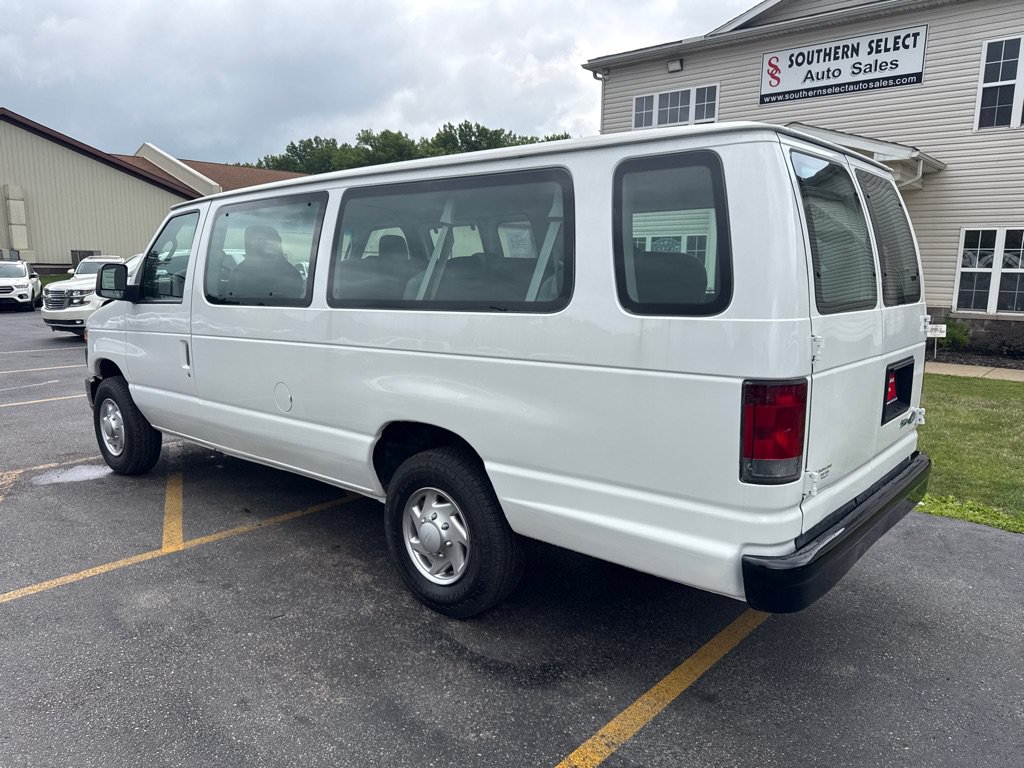 Used 2013 Ford E-350 and Econoline 350 XL RWD image 8