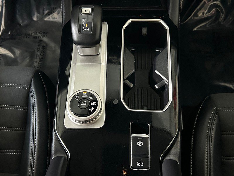 Used 2026 Mitsubishi Outlander SE FWD image 19