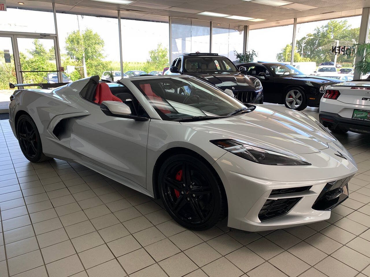 Used 2026 Chevrolet Corvette Stingray Convertible w/ 1LT RWD image 4