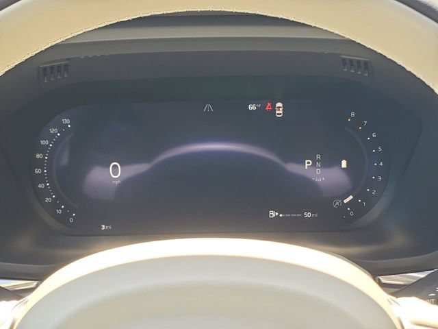 New 2026 Volvo XC60 B5 Ultra w/ Protection Package Premier AWD/4WD image 17