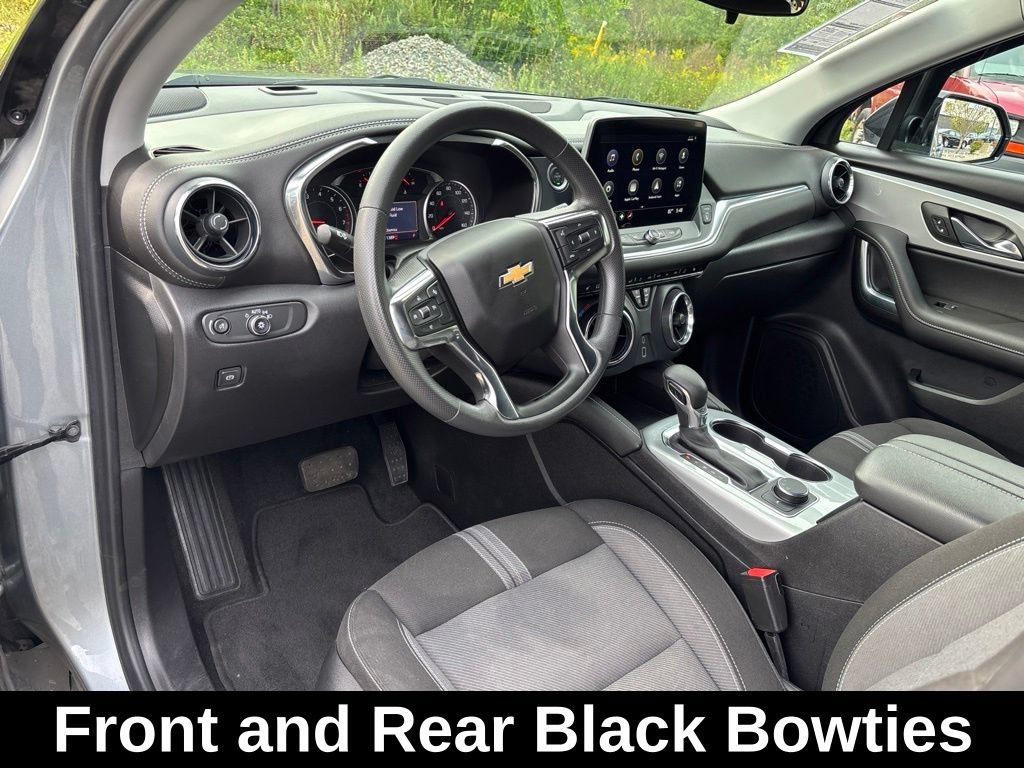 Used 2025 Chevrolet Blazer LT w/ Redline Edition FWD image 10