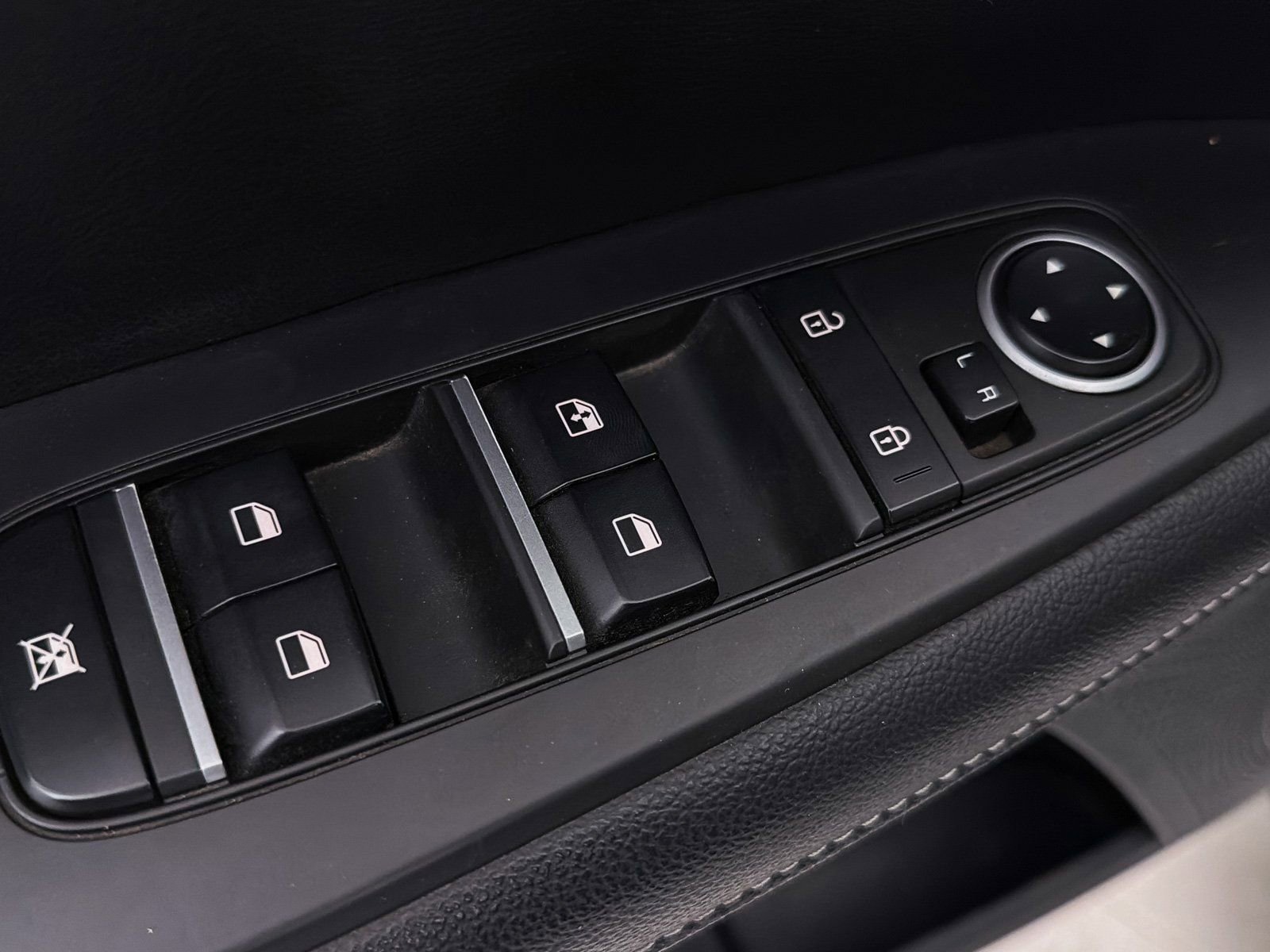 Used 2023 Kia Forte GT-Line w/ GT-Line Premium Package image 20