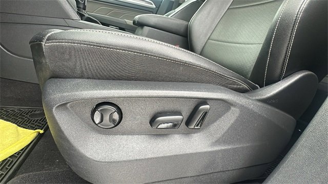 Used 2022 Volkswagen Atlas SE image 30