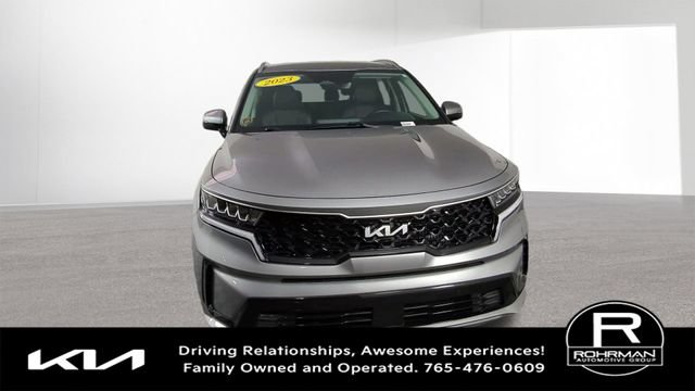 Used 2023 Kia Sorento EX AWD/4WD image 3
