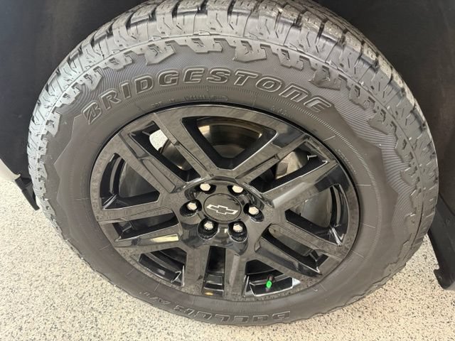 Used 2026 Chevrolet Silverado 1500 RST w/ Convenience Package II AWD/4WD image 9