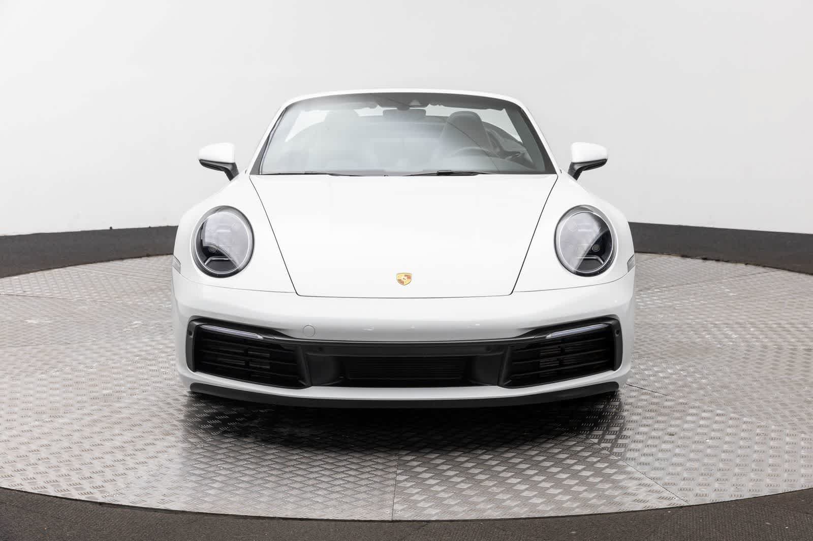 Used 2020 Porsche 911 Carrera RWD image 6