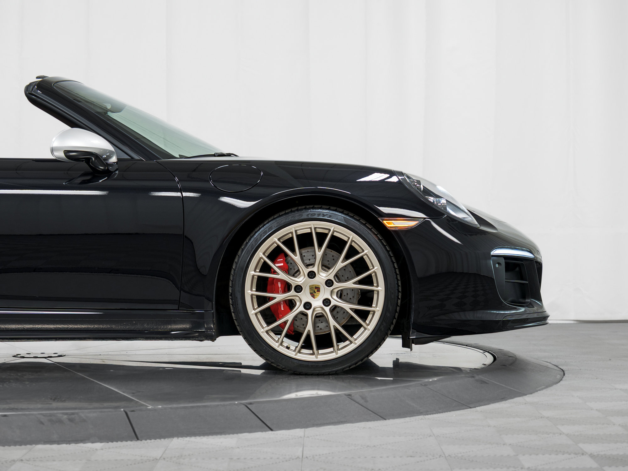 Certified 2019 Porsche 911 Targa 4 GTS image 11