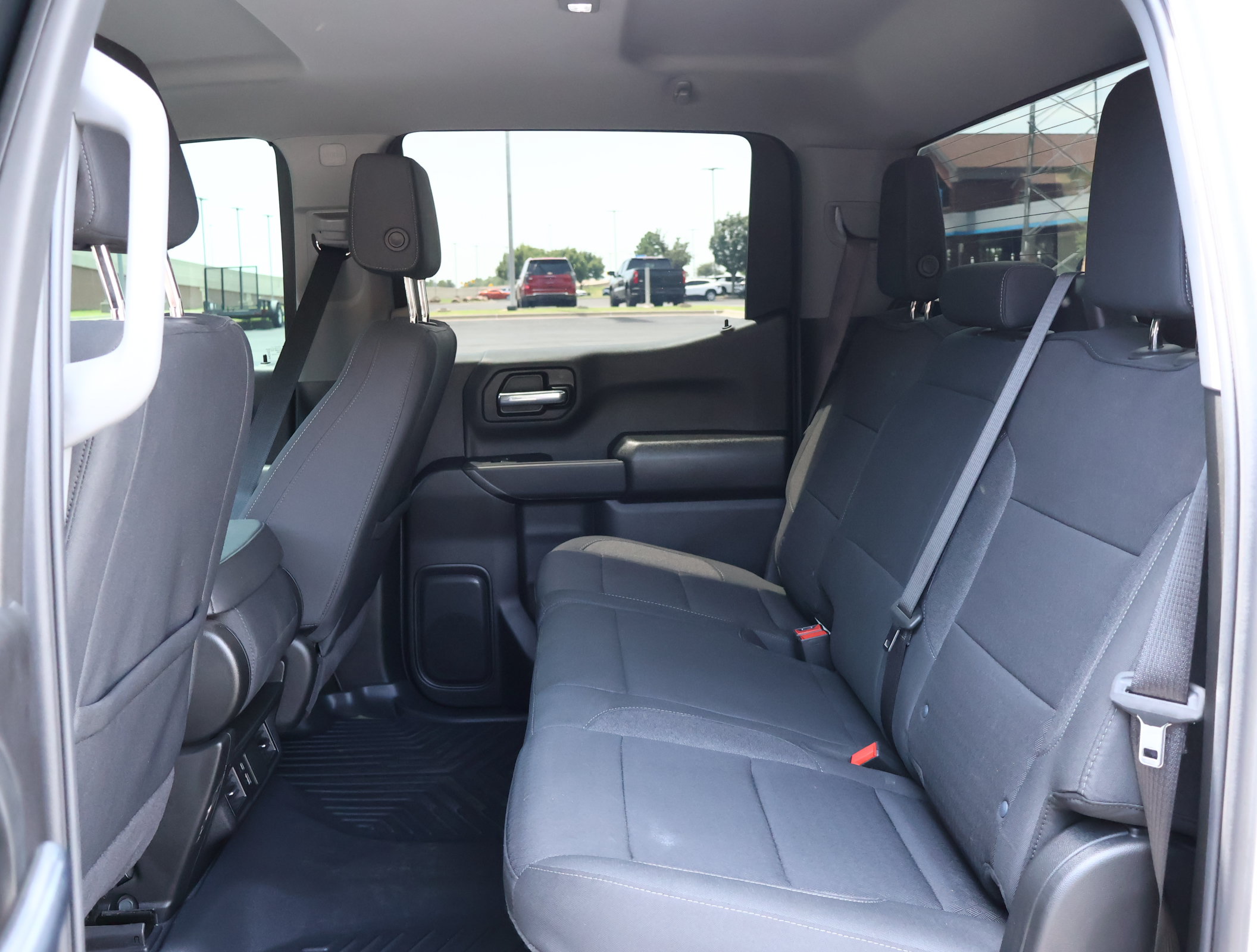 Used 2025 Chevrolet Silverado 1500 Custom w/ LPO, Dark Essentials Package AWD/4WD image 20