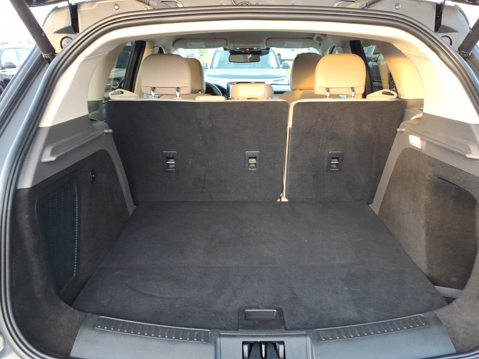 Used 2024 Lincoln Corsair FWD image 6