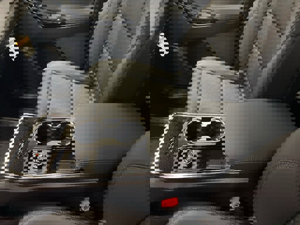 New 2026 Chevrolet Equinox LT w/ Convenience Package II image 16