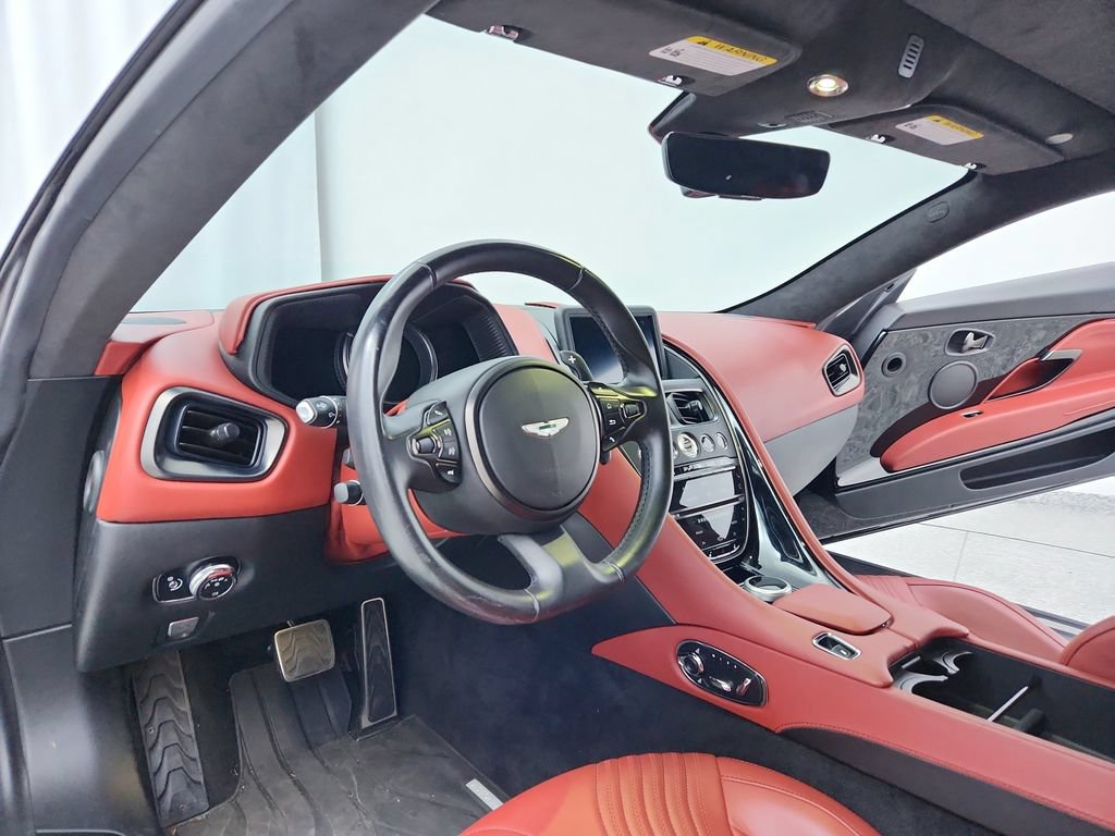 Used 2018 Aston Martin DB11 Coupe RWD image 20