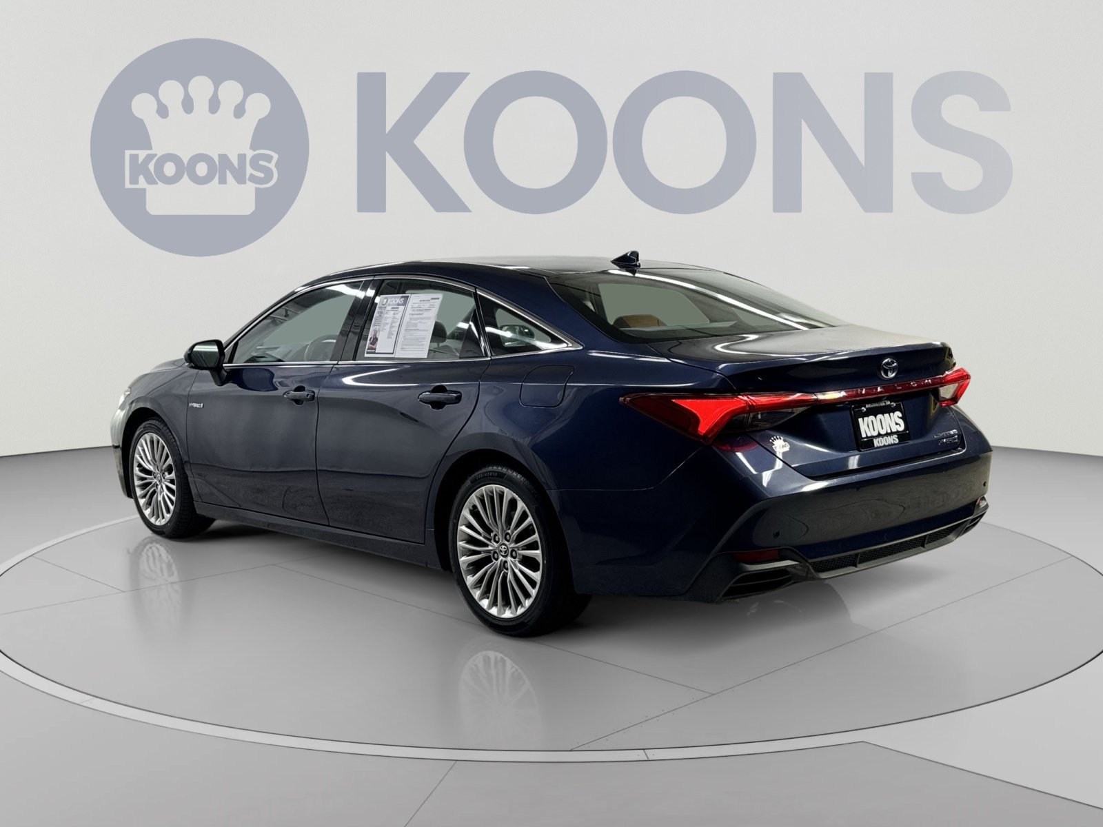 Used 2020 Toyota Avalon Limited w/ Advanced Safety Package FWD image 18
