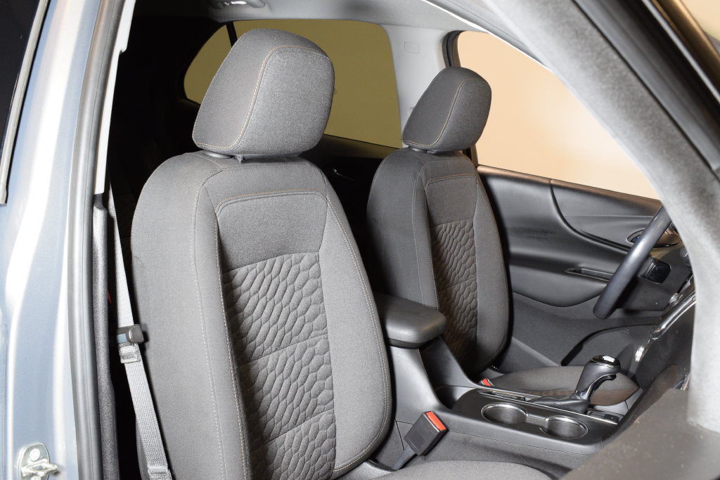 Used 2018 Chevrolet Equinox LT AWD/4WD image 31