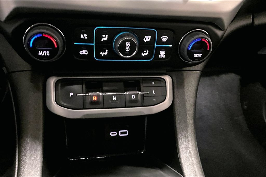 Used 2023 GMC Acadia SLT AWD/4WD image 15