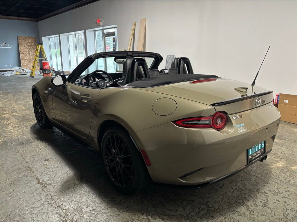 Used 2024 MAZDA MX-5 Miata Club w/ Brembo/BBS Recaro Package image 3
