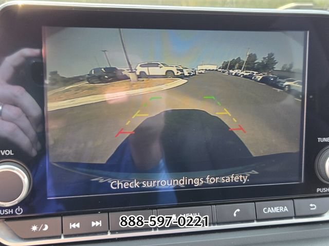 Used 2023 Nissan Rogue SV AWD/4WD image 22