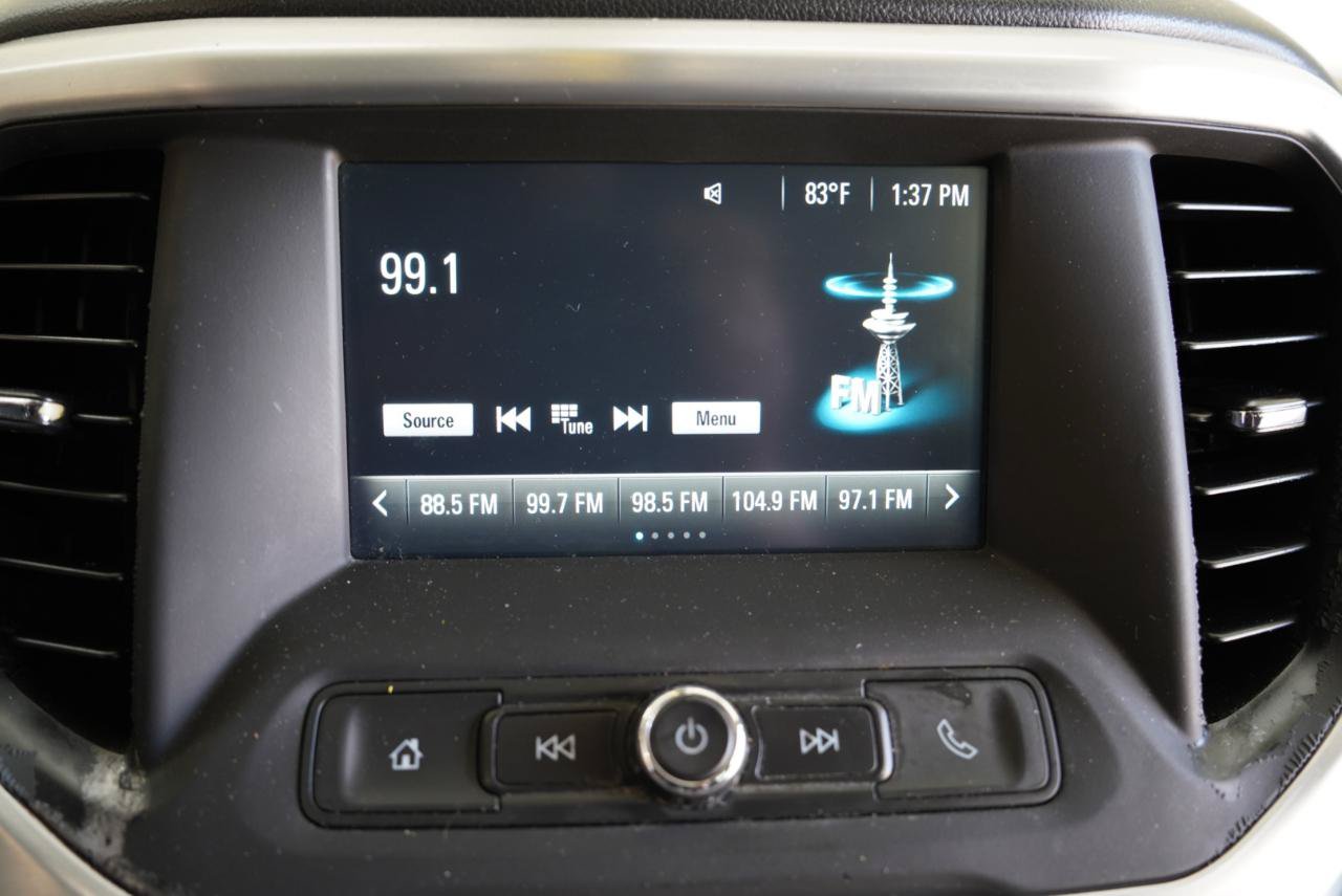 Used 2017 GMC Acadia SLE FWD image 18