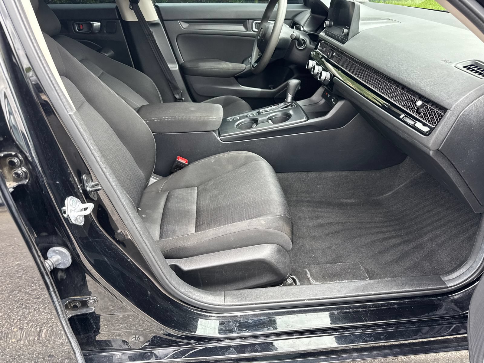 Used 2023 Honda Civic LX image 13