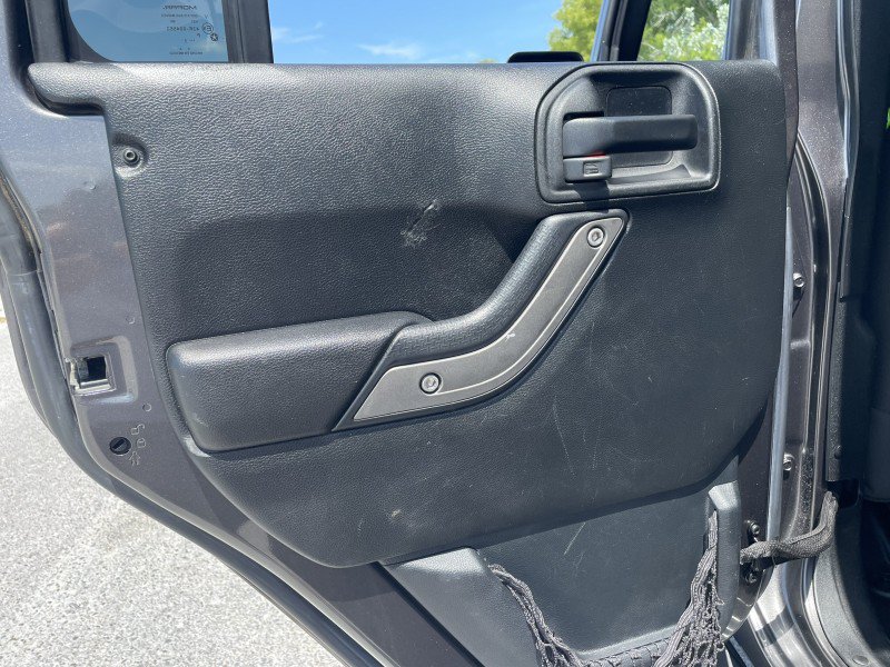 Used 2016 Jeep Wrangler Unlimited Sport w/ Quick Order Package 24S AWD/4WD image 32