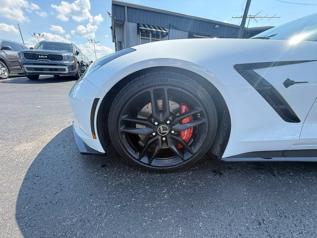 Used 2014 Chevrolet Corvette Stingray Coupe w/ 2LT Preferred Equipment Group RWD image 7
