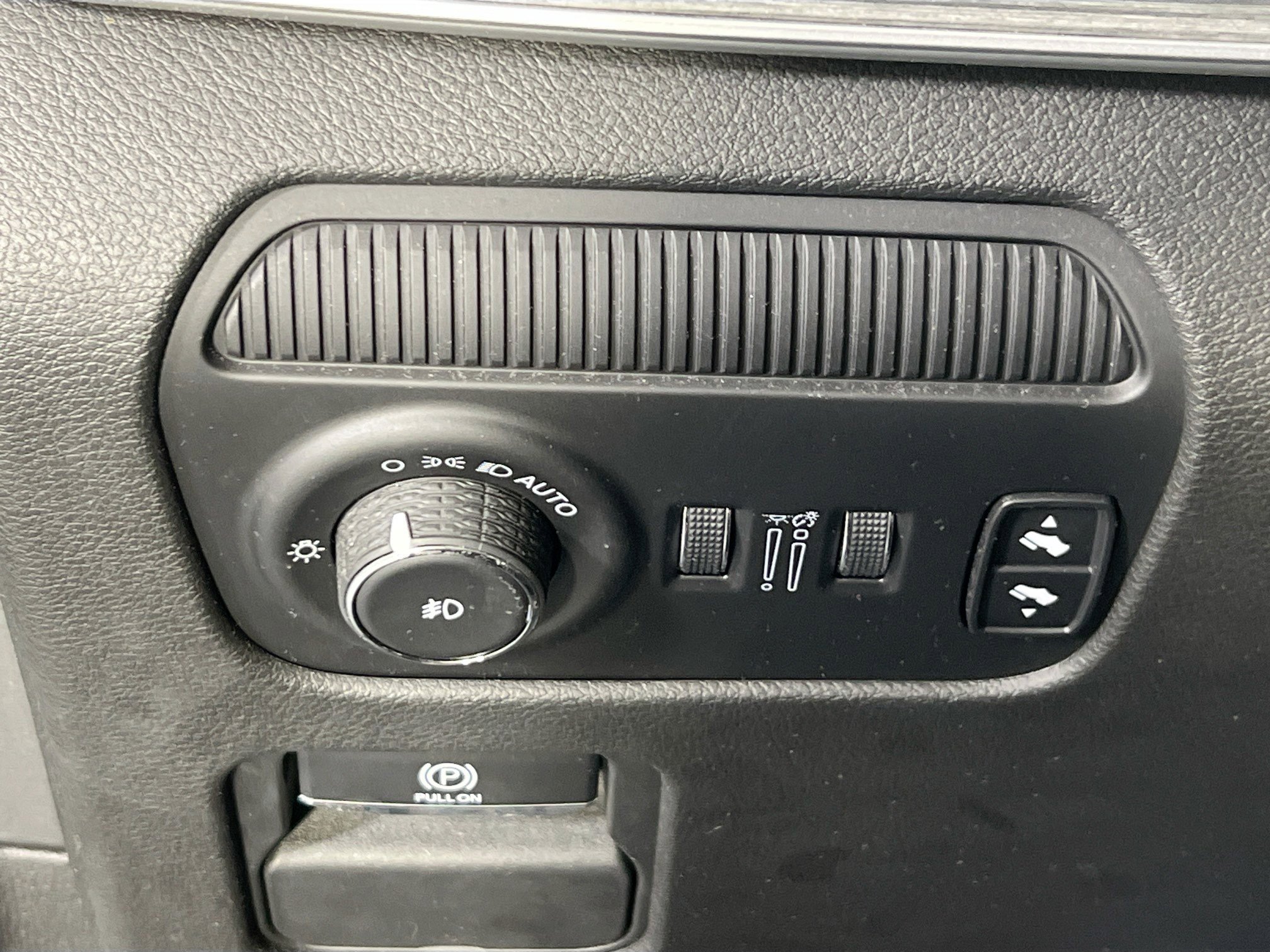 Used 2022 Jeep Wagoneer Series II image 10