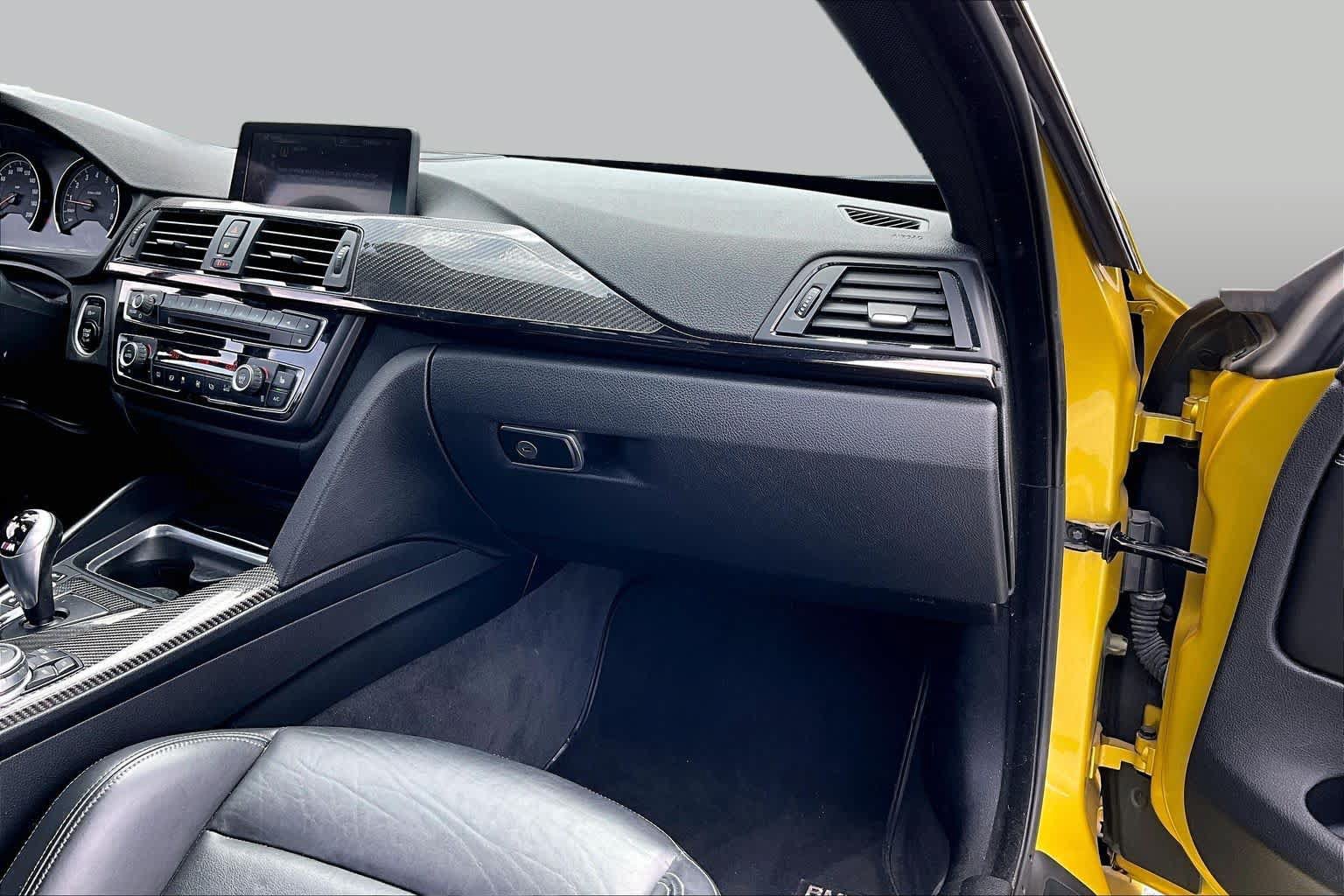 Used 2015 BMW M4 Coupe RWD image 18
