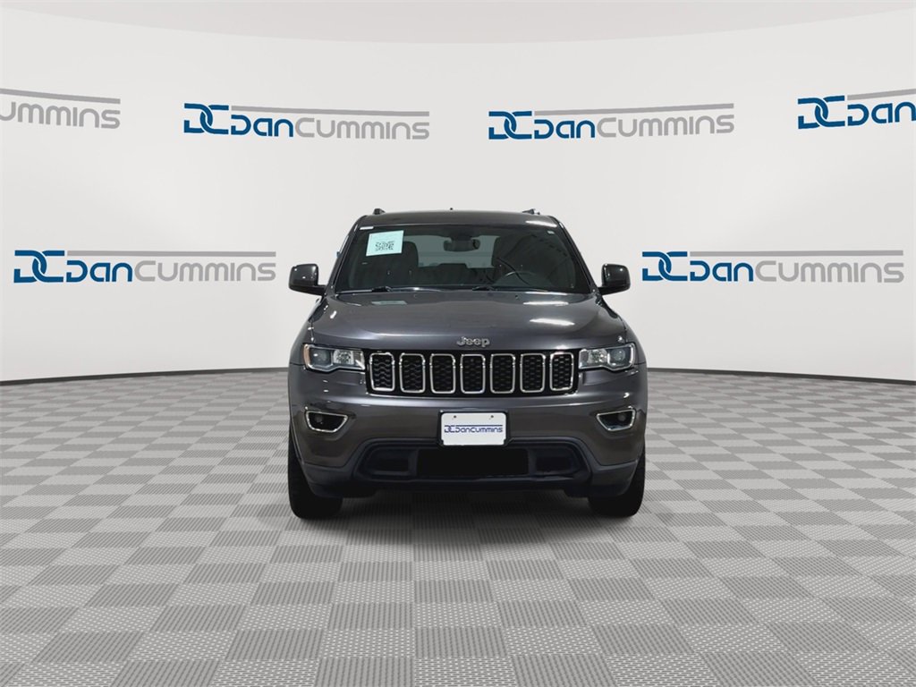 Used 2017 Jeep Grand Cherokee Laredo w/ Quick Order Package 23E image 3