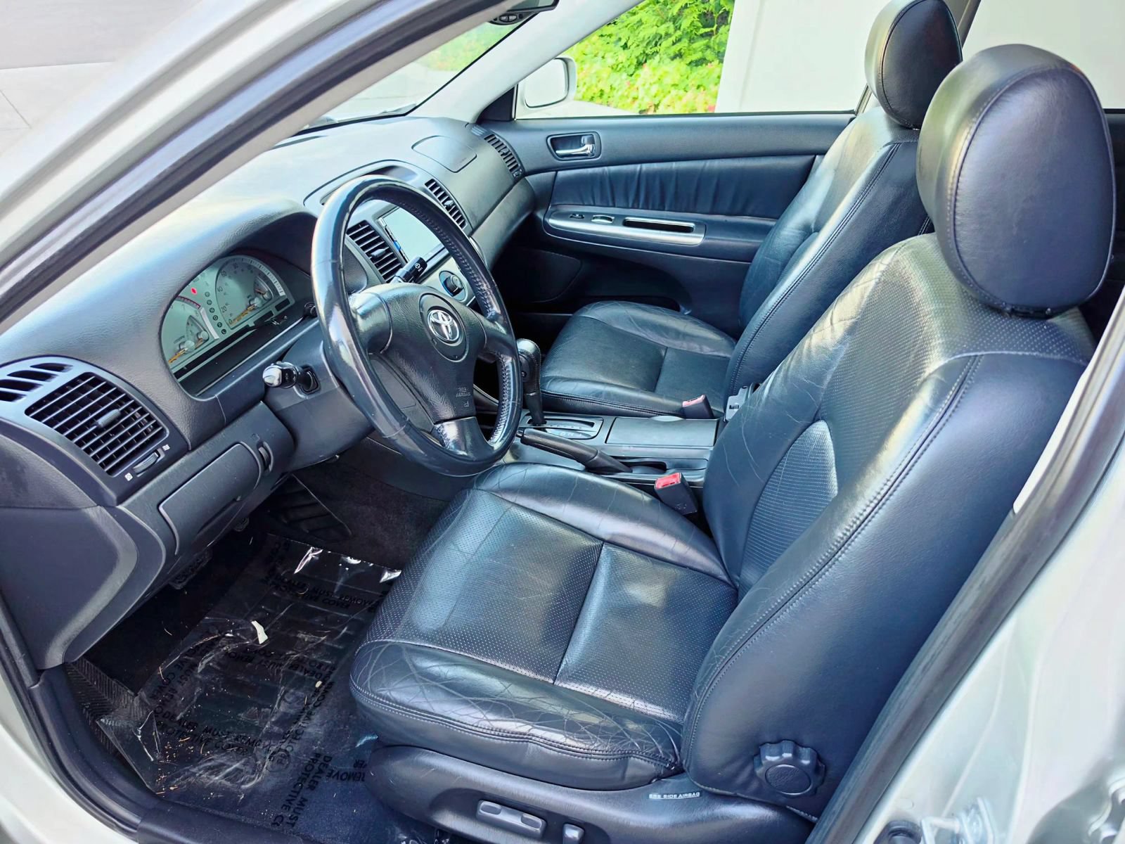 Used 2002 Toyota Camry SE FWD image 9
