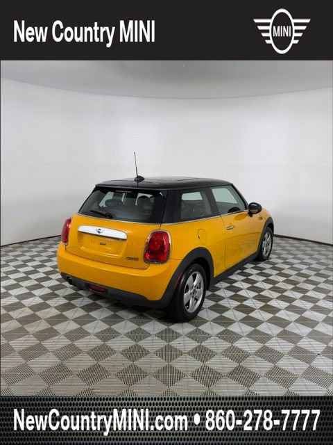 Used 2014 MINI Cooper 2-Door Hardtop FWD image 7