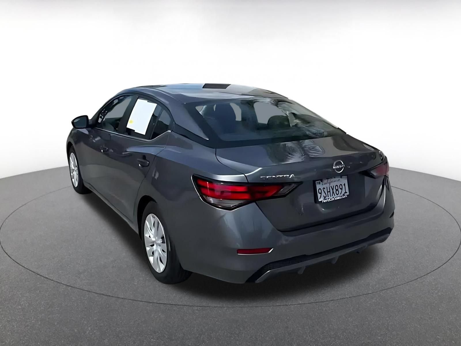 Used 2025 Nissan Sentra S FWD image 9