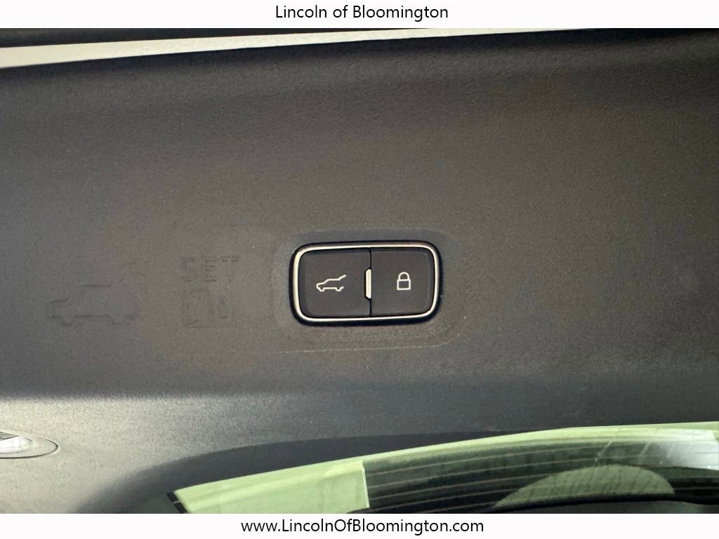 New 2025 Lincoln Navigator L Reserve w/ Jet Appearance Package image 21