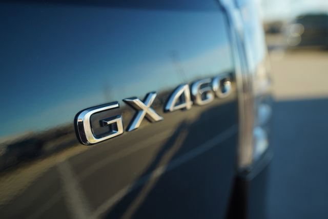 Used 2018 Lexus GX 460 Premium w/ Premium Package image 41