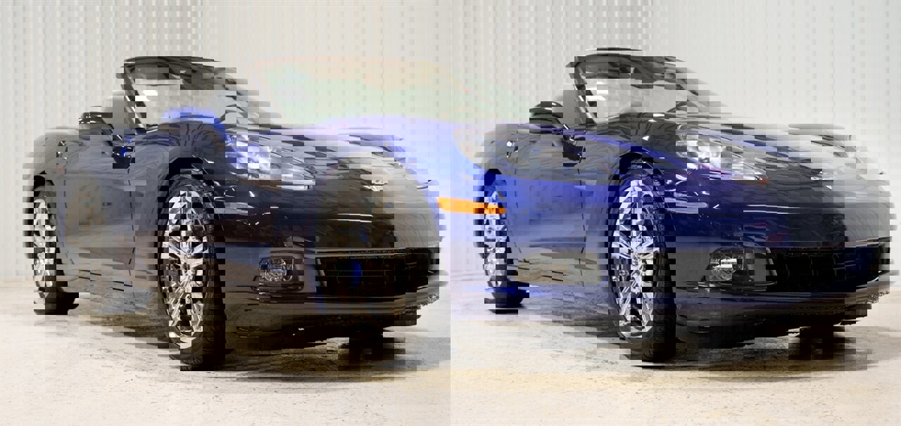 Used 2005 Chevrolet Corvette Convertible w/ Preferred Equipment Group image 1