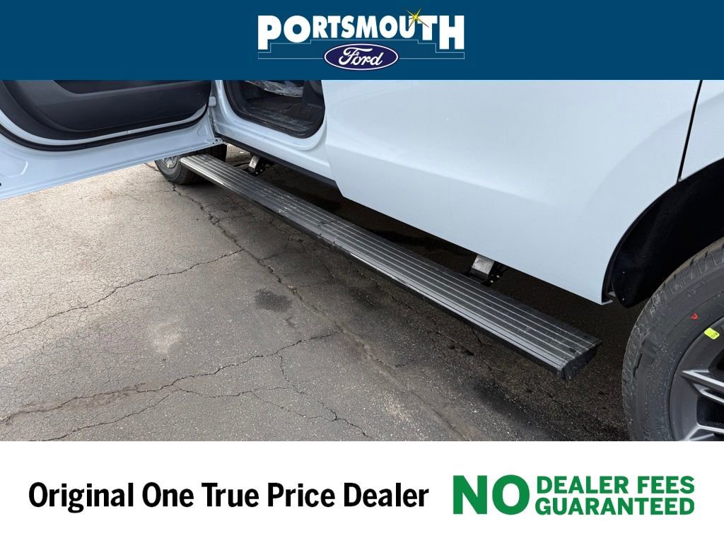 New 2025 Ford Expedition Max Platinum w/ Stealth Performance Package image 19