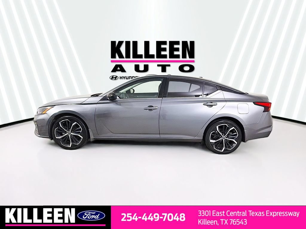 Used 2024 Nissan Altima 2.5 SR w/ SR Premium Package AWD/4WD image 4