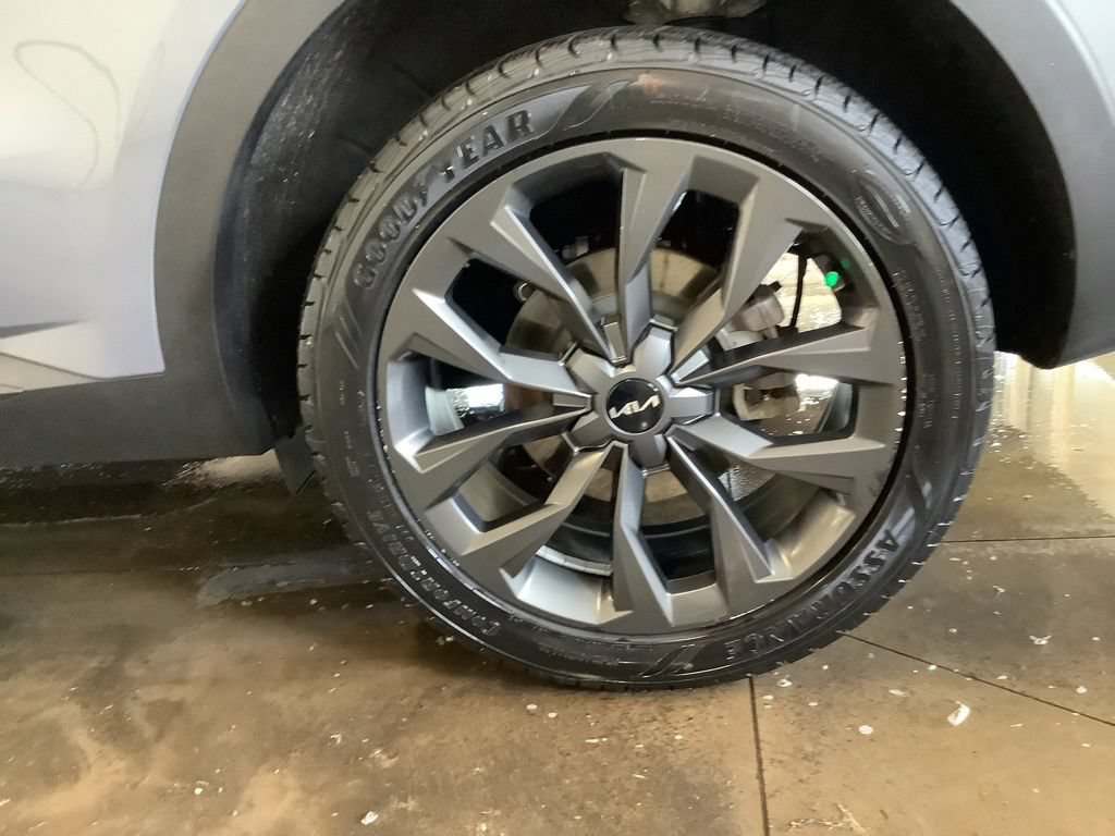 Certified 2023 Kia Sorento X-Line EX AWD/4WD image 32