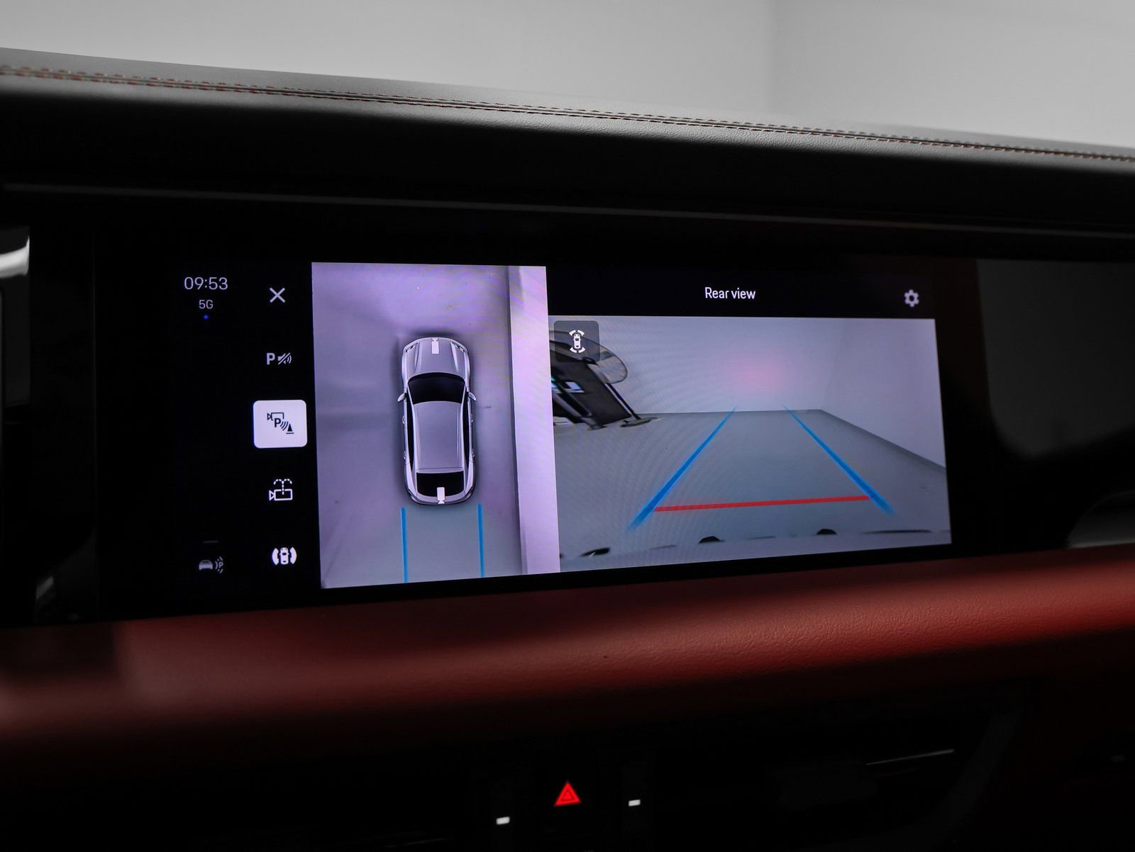 New 2025 Porsche Macan 4S Electric image 47