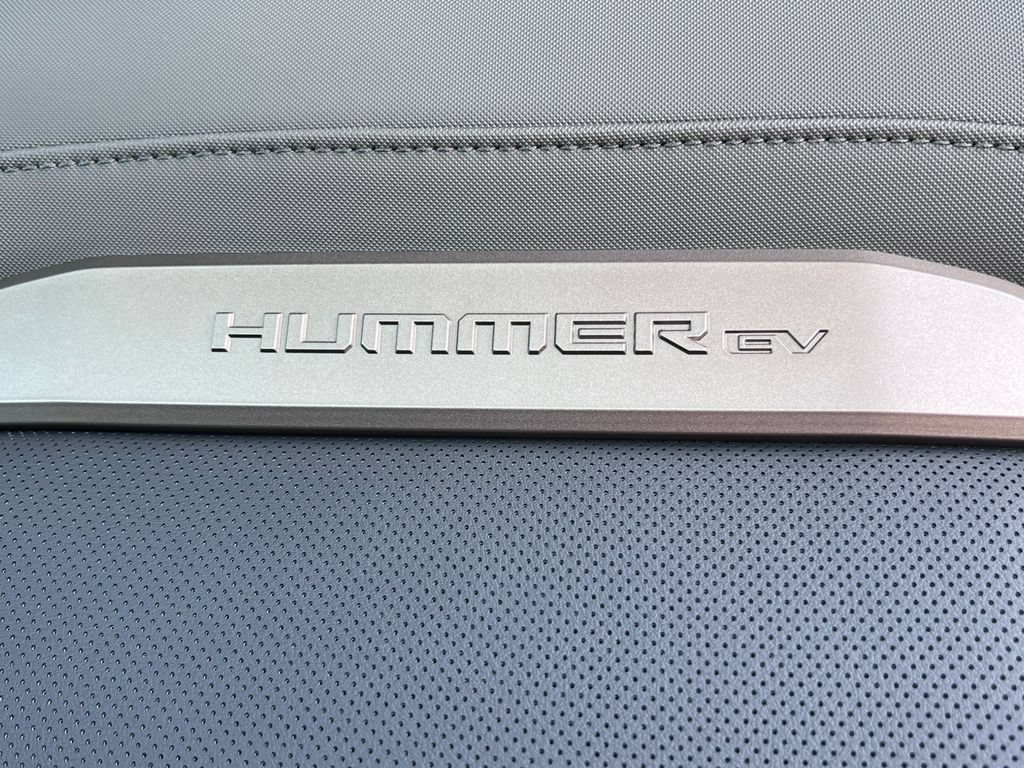 New 2025 GMC Hummer EV 2X AWD/4WD image 17