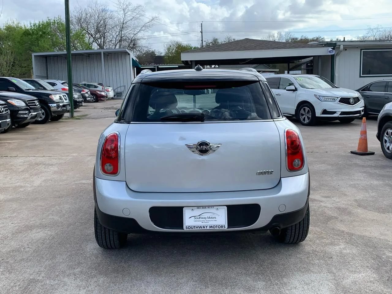 Used 2012 MINI Cooper Countryman FWD image 6